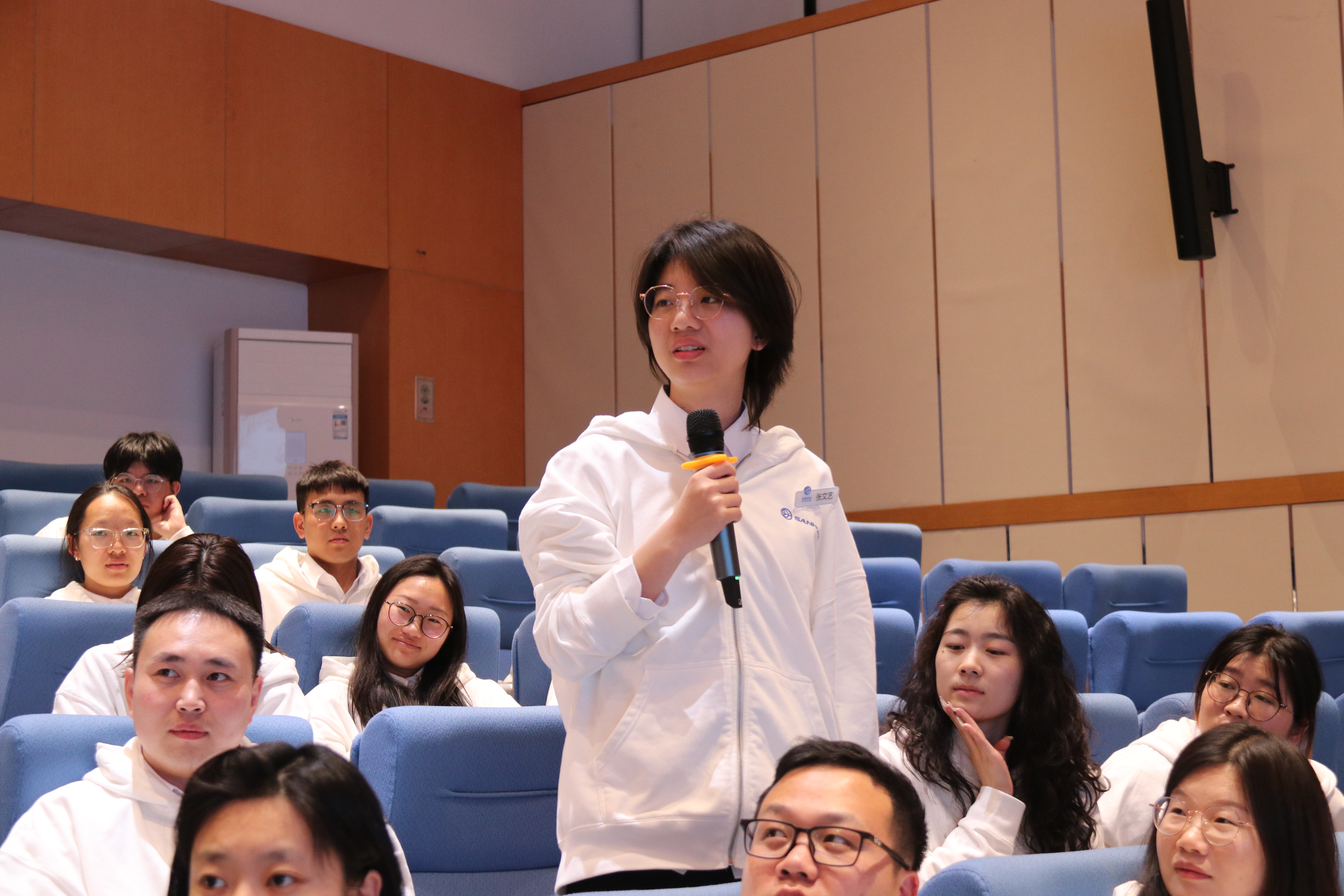 發(fā)言3.jpg 發(fā)言3.jpg